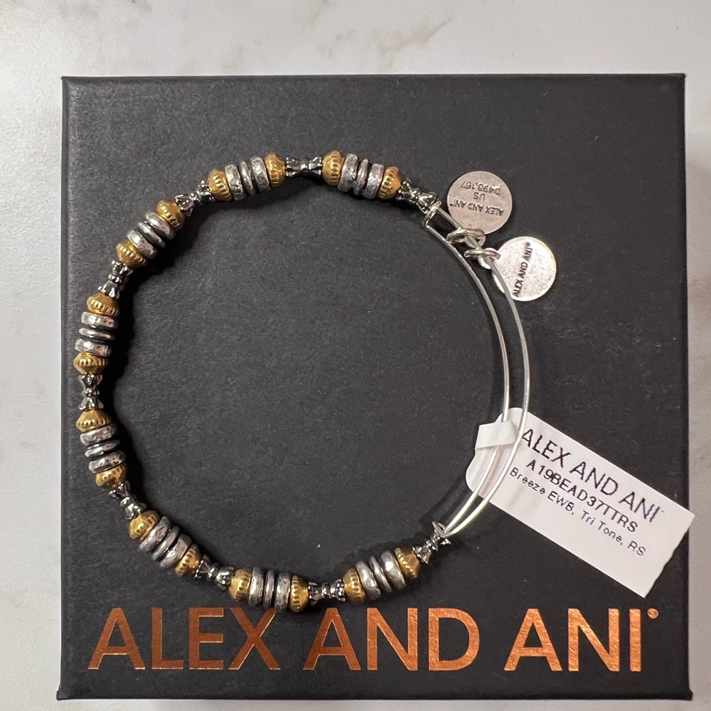 NWT Alex and Ani Breeze Mixed Metal Tri-Tone Beaded Bangle Bracelet.